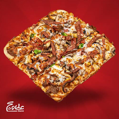 خمیر پیتزا 31*31 پنجره ای ، پپرونی ، دونر استیک گوشت ، استیک مرغ ، قارچ ، پنیر موزارلا و فلفل دلمه ای پیتزا ریو پنجره ای بزرگ